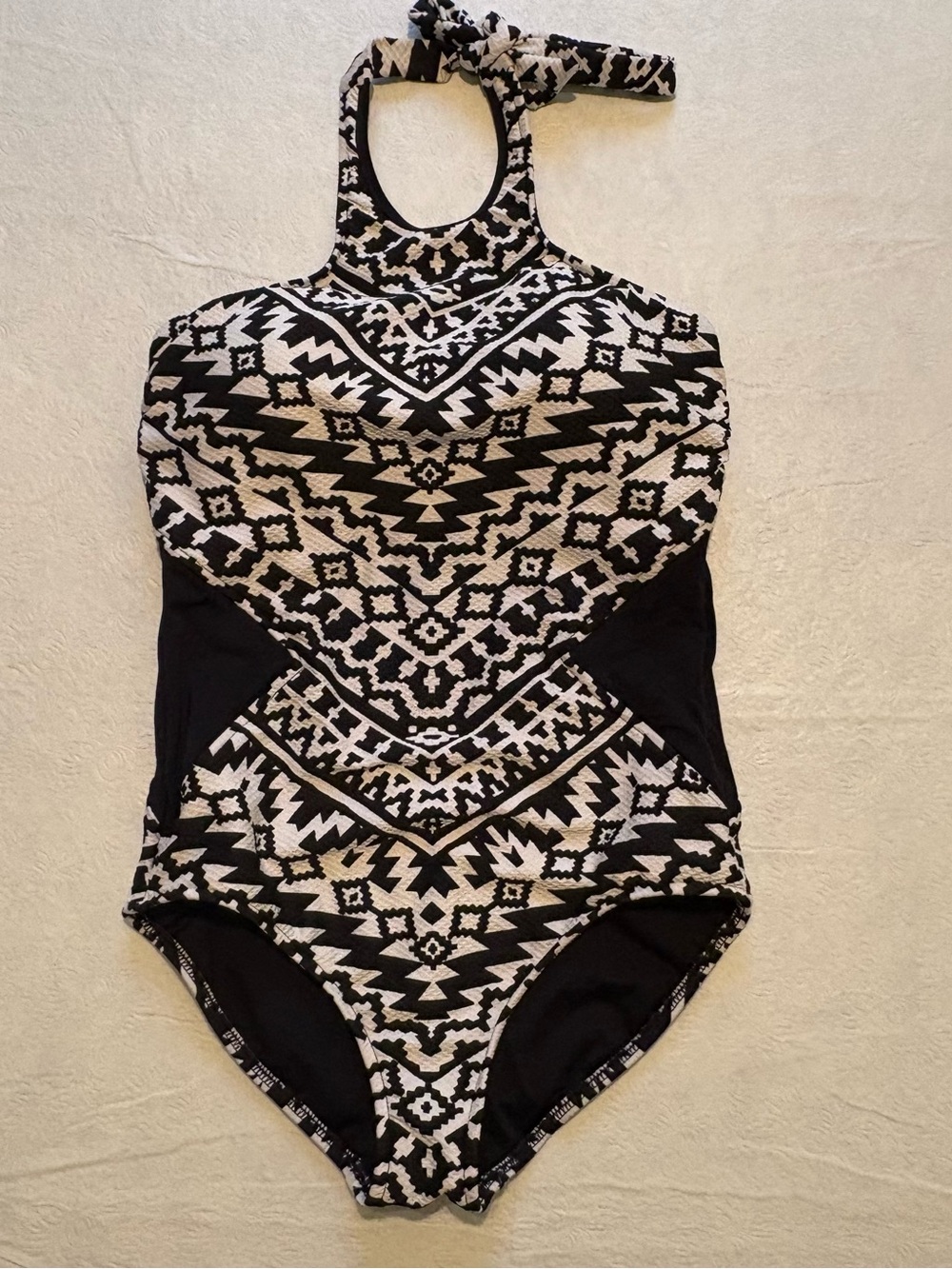 Seafolly Australia |  Black & White Aztec One-Piece Swimsuit | US 8